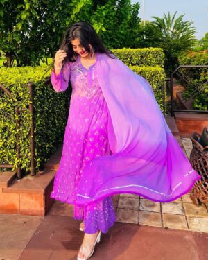 Ishu Kashyap Instagram - 💜
.
.
.
.
.
.
.
.
.
.
.
.
.
#photooftheday #instagood #trending #instalike #fyp #explore #ffm #instadaily #indian #traditional #ootd #picoftheday #explorepage