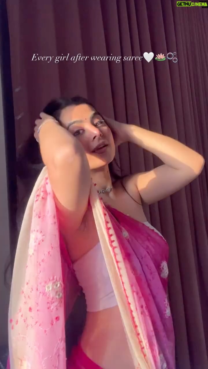 Ishu Kashyap - 10.6K Likes - Serving a great view for my padosi!🪷
.
.
.
.
.
#reels #instagram #trendingreels #instagramviral #fyp