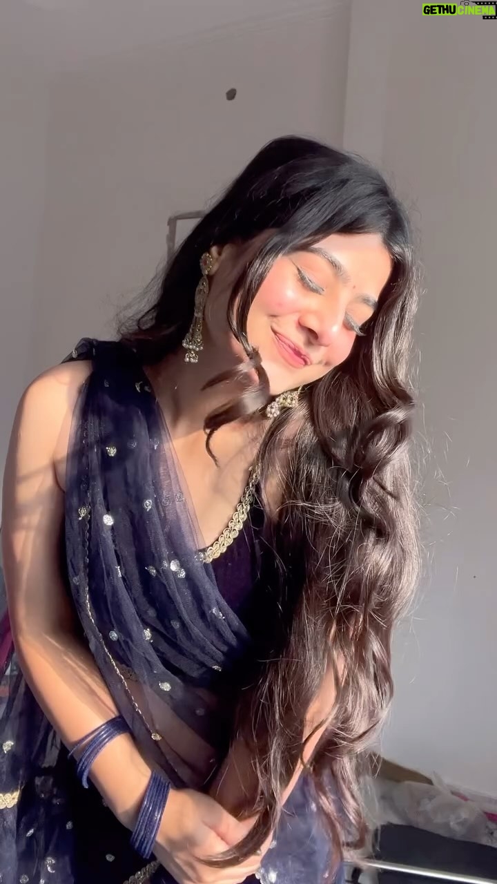 Ishu Kashyap - 25K Likes - Mai ta kol tere rhna👀💙

[indian , ethnic , transition , saree ] 

#explore #fyp #instagood #saree