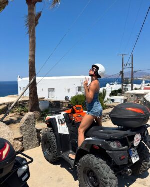 Ivana Mrázová Instagram - Leaving paradise 💙 Until next time! ✌🏼