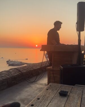 Ivana Mrázová Instagram - Sipping sunsets in Mykonos 🧡🌅