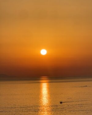 Ivana Mrázová Instagram - Sipping sunsets in Mykonos 🧡🌅