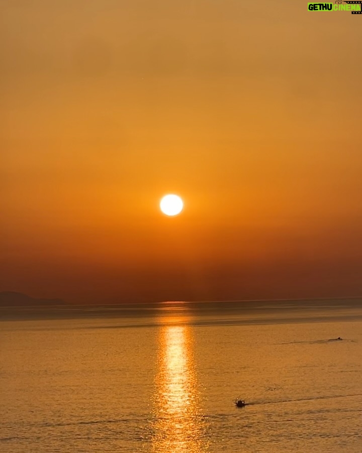 Ivana Mrázová - 3 Likes - Sipping sunsets in Mykonos 🧡🌅