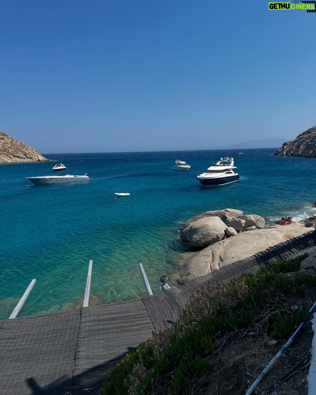 Ivana Mrázová - 3 Likes - Mykonian days 🇬🇷💙🍾☀️