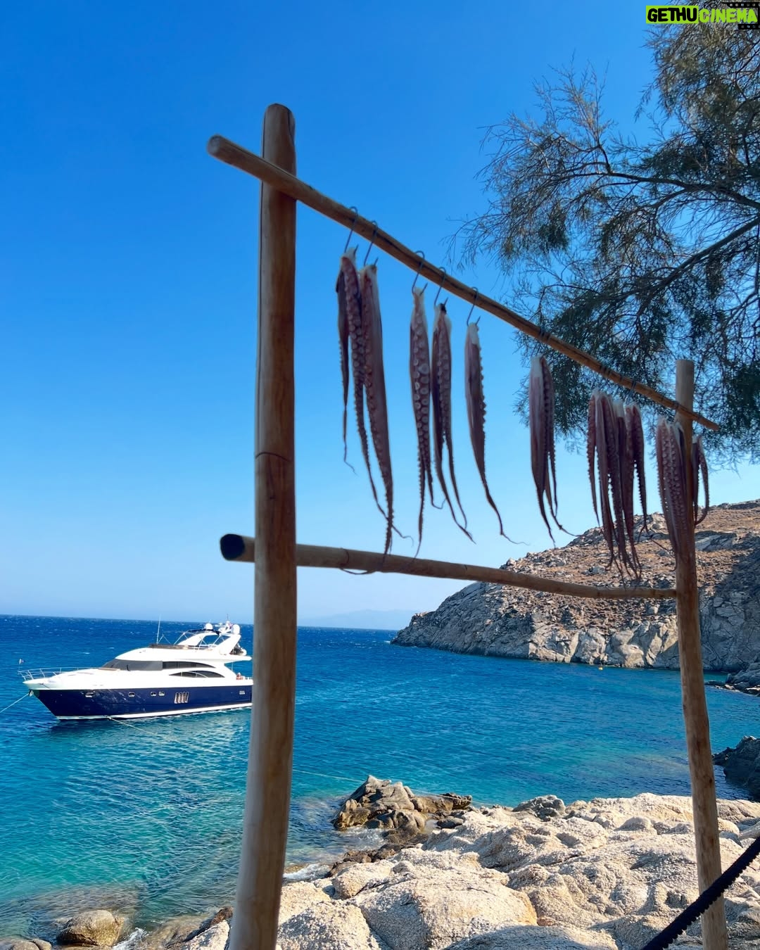 Ivana Mrázová - 3 Likes - Mykonian days 🇬🇷💙🍾☀️