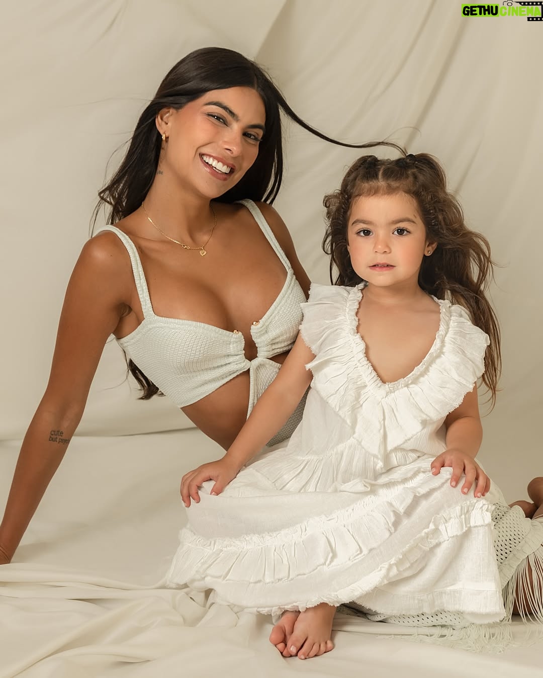 Ivana Yturbe - 75.6K Likes - Las últimas de esta hermosa sesión por el día de la madre con @yasmin_kahatt