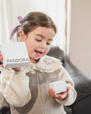 Ivana Yturbe Instagram - Ella y yo compartimos todo⦠sobre todo nuestro amor por las joyitas de @theofficialpandora š
Y ahora hay un motivo mÔs para celebrar: hasta el 11 de mayo, por la compra de S/699 en joyas, ”te llevas un bracelet totalmente gratis!
Un detalle perfecto para mamĆ” o para compartir juntas. #Pandora #MothersDay
#publicidad