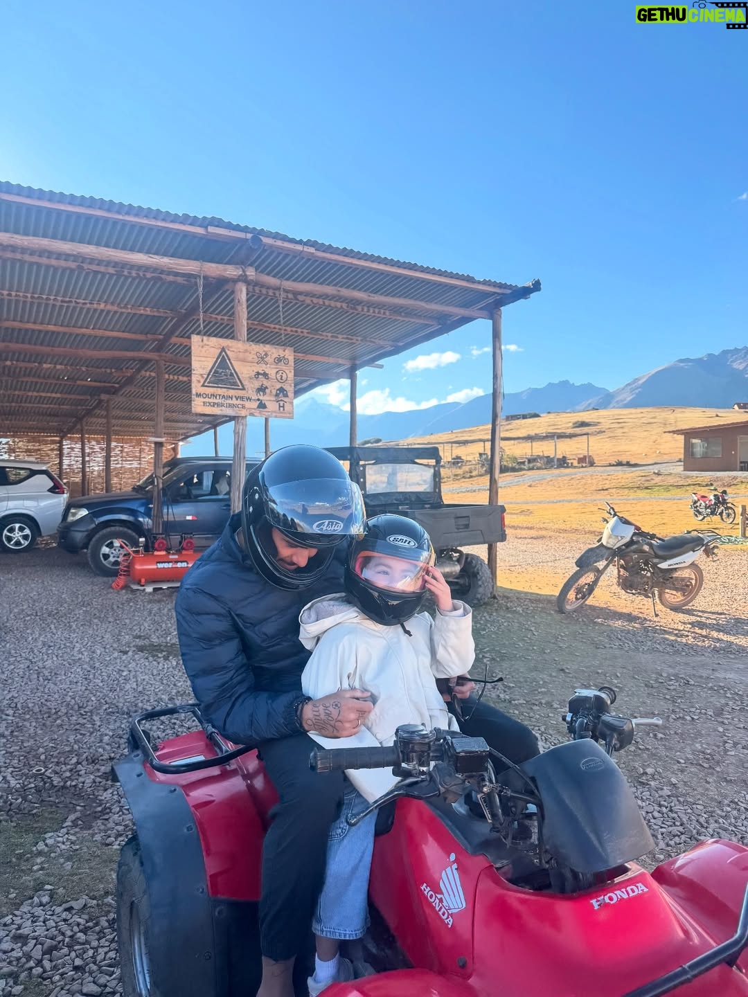 Ivana Yturbe - 91.3K Likes - En el mejor lugar del mundo con las mejores personas del mundo ❤️ Los amo 😍