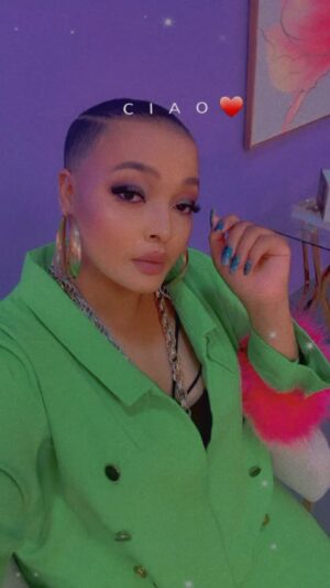 Jacqueline Wolper Instagram - Leo miujiza ni mingi sana kipande hiki😂 mpaka judges wanachanganyikiwa
Uhondo huu unapatikana kwenye
@themakeovershow DSTV kila ijumaa saa mbili kamili usiku Maisha Magic Bongo Ch.160
Hili ni #kabumbulabrushnapowder
#trending #viral #beautifulwoman #makeupartistry #fashionmodels
Cc @dstvtanzania @maishamagicbongo
Production house @tp_studiostz