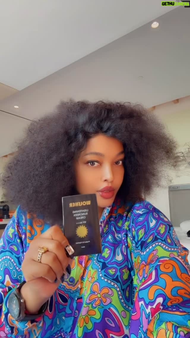 Jacqueline Wolper - 2K Likes - Mwanamama Age Goo Akha kazigo muhim usisubri upate malesma kisa jua nope njoo chukua 30 Tuu 0759888288