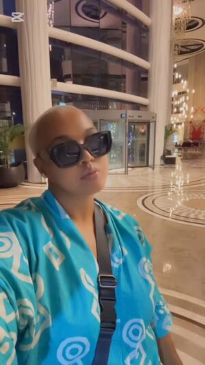 Jacqueline Wolper Instagram - Helllow My pipoooo sasa Twende Dubai Tukafwate unyunyu yani Kunukia Mwanzo Mwisho kwa Bei halali kabisa ya Mtanzania wa kawaida👌 see u in few days 🥰
.
Ila P'A unatembea vibaya jamani 😂😂 @secystylish21