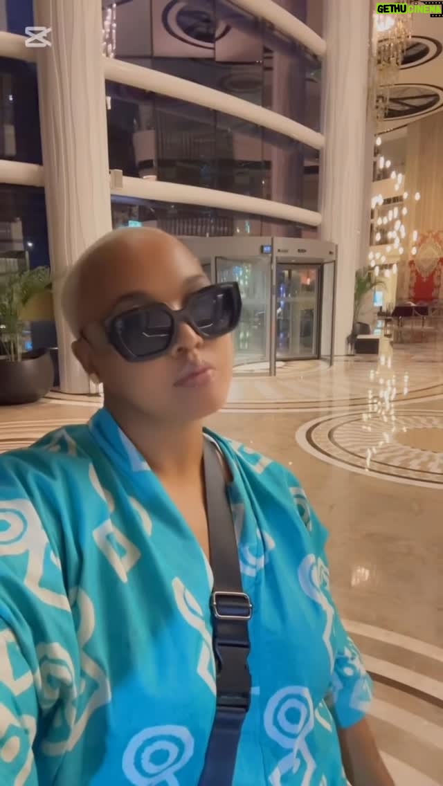 Jacqueline Wolper - 12.7K Likes - Helllow My pipoooo sasa Twende Dubai Tukafwate unyunyu yani Kunukia Mwanzo Mwisho kwa Bei halali kabisa ya Mtanzania wa kawaida👌 see u in few days 🥰
.
Ila P'A unatembea vibaya jamani 😂😂 @secystylish21