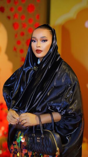 Jacqueline Wolper Instagram - Tupo wazi karibuni saana 0759888288