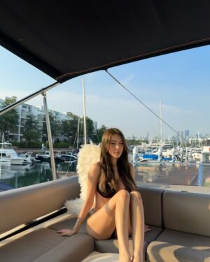 Jade Rasif Instagram - Unhinged 2025 ❤️

My beautiful family (comments about my mom will get u blocked)
COACHELLAAAAA with @Revolve @manajesslyn 
Hosting the Gareth Bale challenge at the Euros (dream come true!!!!)
Becoming a cat mom 
@rollsroycecars tour of London with the @theritzlondon 
A year of the best @donjuliotequila parties 
Teaching my friend how to ski in Chamonix (blind leading the blind, gave up and went to have French Aperol)
DJING FOR @f1 
50% Meeting @madisonbeer 50% yapping with @cherb8ar 
@becseu … wedding of the decade ❤️
8 friends vs a haunted house and a roller coaster 
CHINA AND JAPAN with such an amazing crew
Watching my friends win in life 
Insane and unhinged adventures in Dubai and Bangkok @kiaraakitty @ms.kisanna 👯 
DWP, hypefest, Waterbomb, Songwok, Guts and ERAS - best shows of 2024

(Am only allowed 20 tags and pics / post im so sorry)