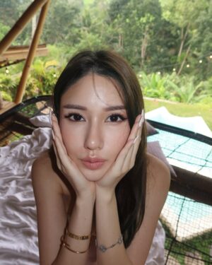 Jade Rasif Instagram - I said I wanted a Xiao Hong Shu photoshoot … how did I do 🌺