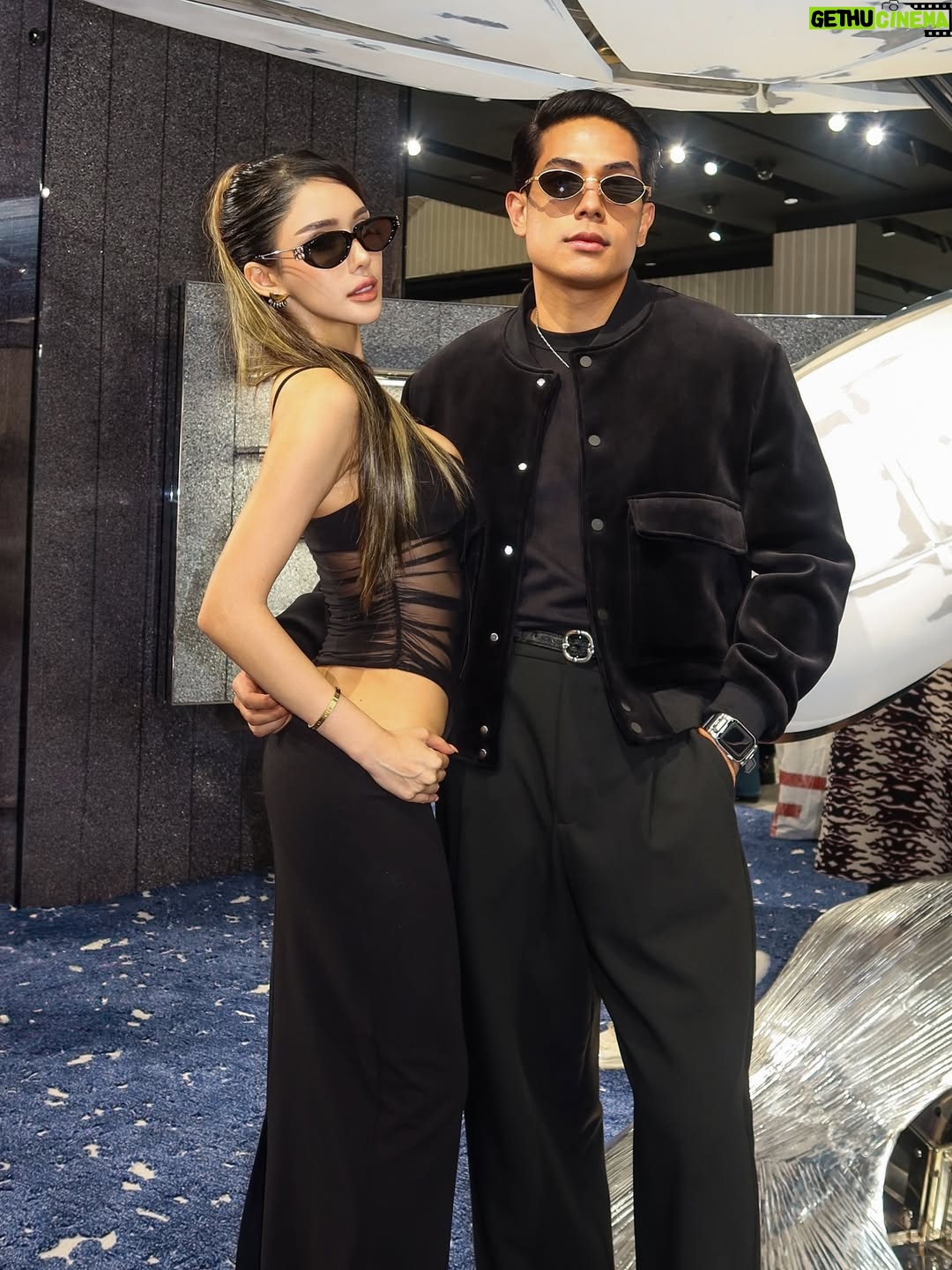 Jade Rasif - 12.9K Likes - Last night with @gentlemonster

I love being blonde