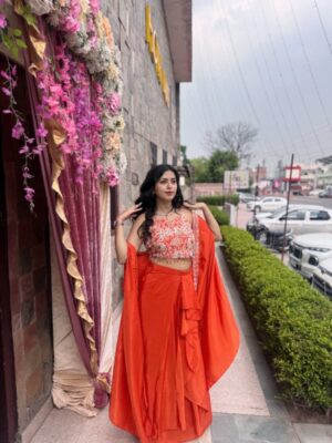 Jagriti Pahwa Instagram - Not Sahiba, but I was definitely the kudi everyone’s singing about. 💫✨
.
,
.
.
#rokaoutfit #brothersroka #jagritipahwa #rokafunction #orangedress