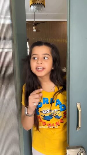 Jagriti Pahwa Instagram - Tag someone who loves their Laddu Gopal❤️
,
.
.
Janamashtmi, janamashti2025