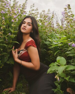Jahanvi Choudhary Instagram - Bloomin’ 🪻
Dress @lacemadeofficial