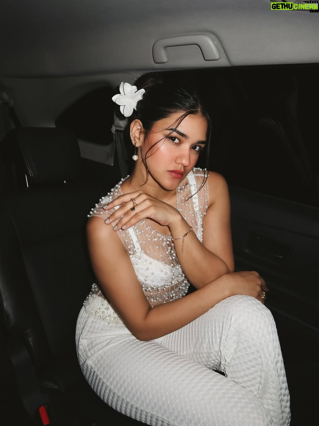 Jahanvi Choudhary - 126.8K Likes - Bali archives ~