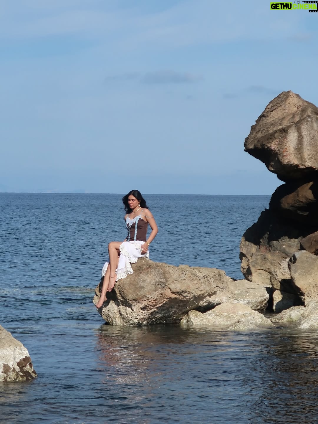 Jahanvi Choudhary - 87.2K Likes - Santorini ~