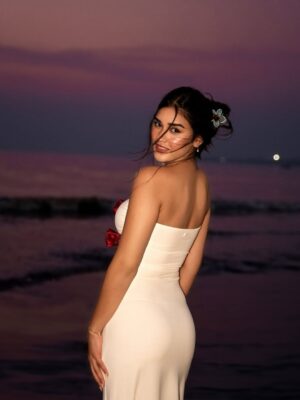 Jahanvi Choudhary Instagram - waves- music to my ears