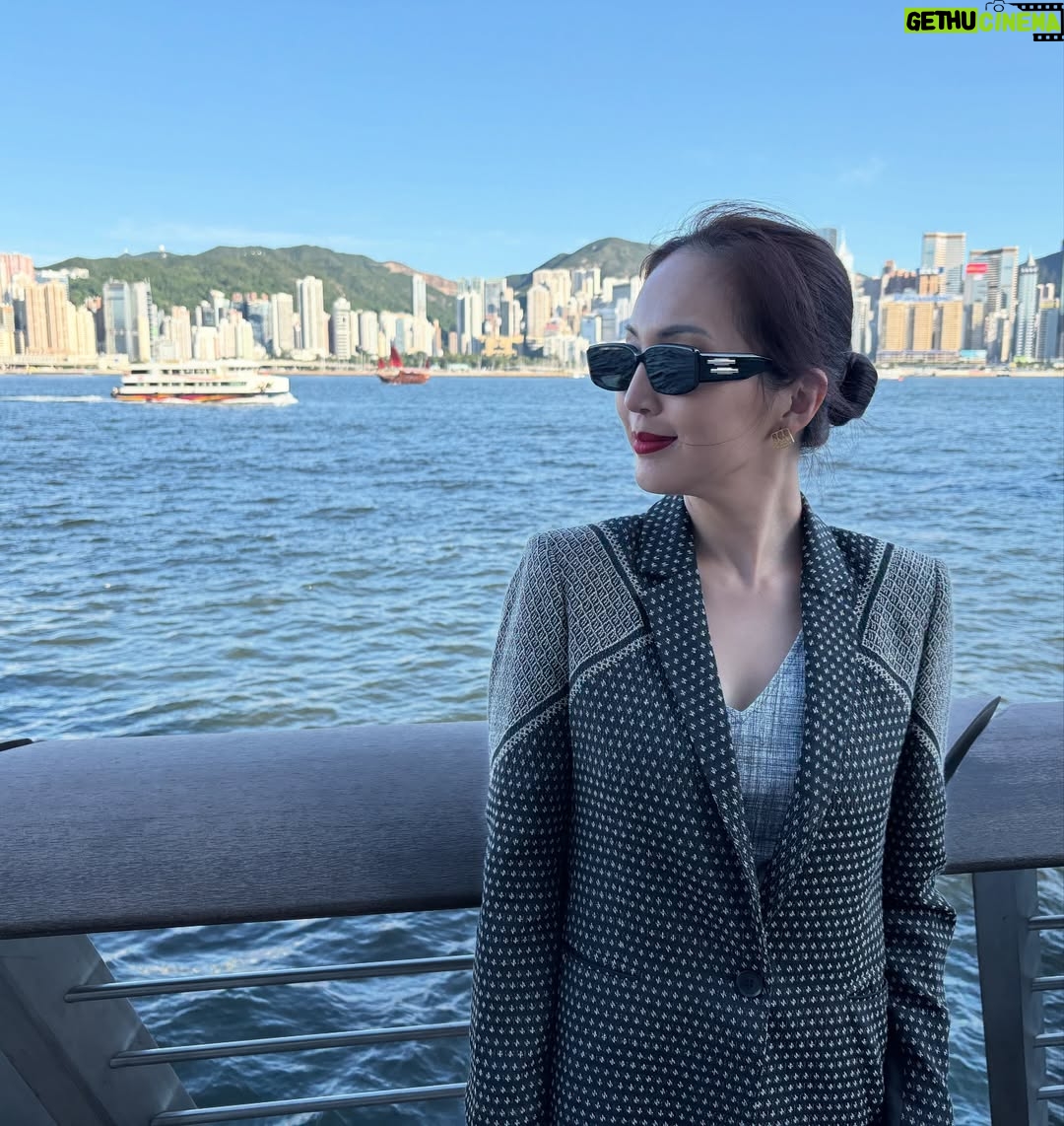Janelle Tee - 3 Likes - HK 🇭🇰 

~ Discovered Lobster Bay in Saikung
~ Clearwater Bay Golf & Country Club. First time to witness a Bagpiper perform! Naawa ako Kay Kuya baka mahilo anytime! It was such a relief after he performs. Deserve ni kuya magpahinga at Baka maubusan sya ng hangin! 🤣
~ Seafood Time at Chuen Kee Seafood Restaurant!
~ Avenue of the Stars with Bruce Lee & Anita Mui
~ First time to be at K11 Musea! 
~ Dinner at Aquaroma! The best food & panoramic view! 10/10 I highly recommend it here!

So much has changed since the last time I was in Hong Kong! So happy to be able to discover both the countryside and city feels😘 

#janelletee #hongkong #travel #foryou #saikung