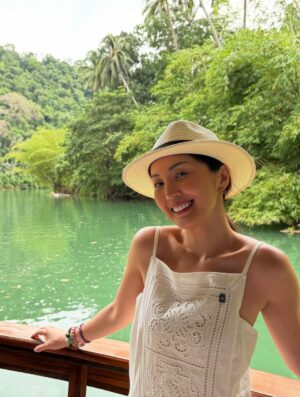 Janelle Tee Instagram - Bohol Weekend 🤎
- Bilar Man Made Forest
- Chocolate Hills
- Loboc River Cruise
- Bohol Phyton & Wildlife Park
- Baclayon Church
- Dolphin Watching
- Snorkeling
- Tarsier
- Blood Compact Shrine