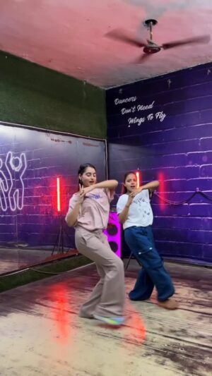 Janhvi Dubey Instagram - One take video š
.
.
Viral #instadaily #trend