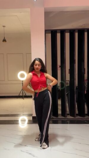 Janhvi Dubey Instagram - ā¤ļø
.
Dc-me ā¤ļø