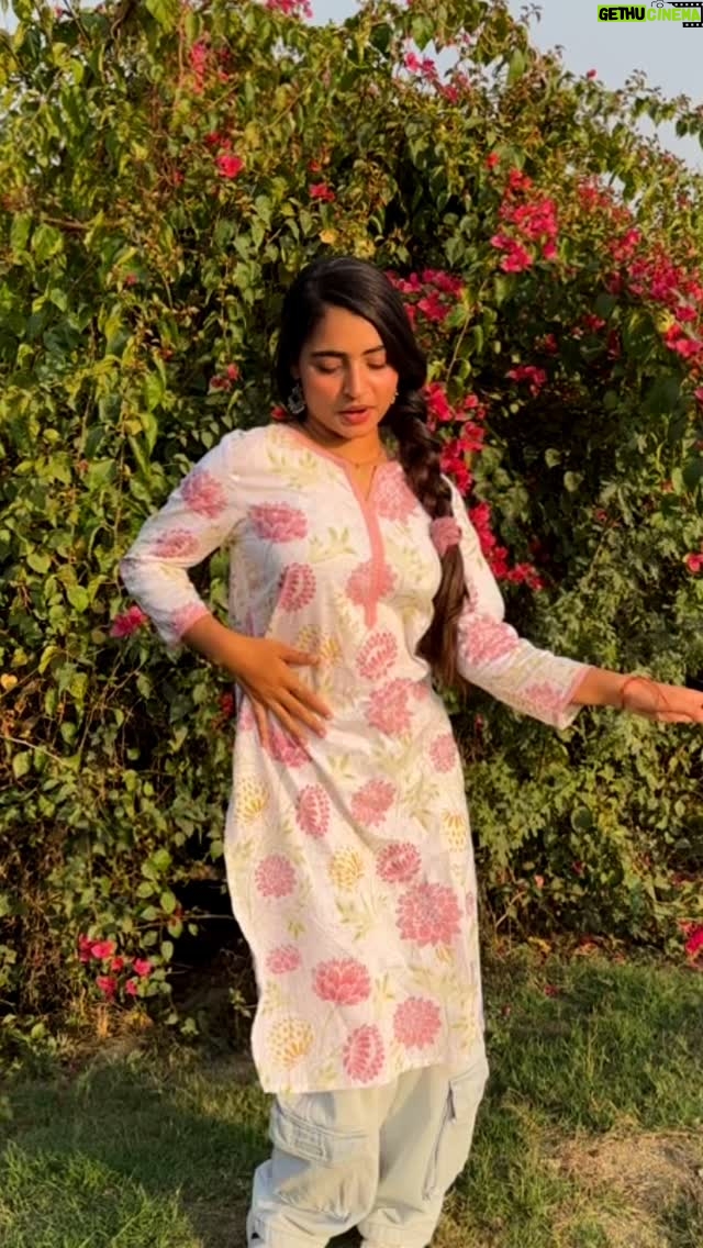 Janhvi Dubey - 51.4K Likes - 