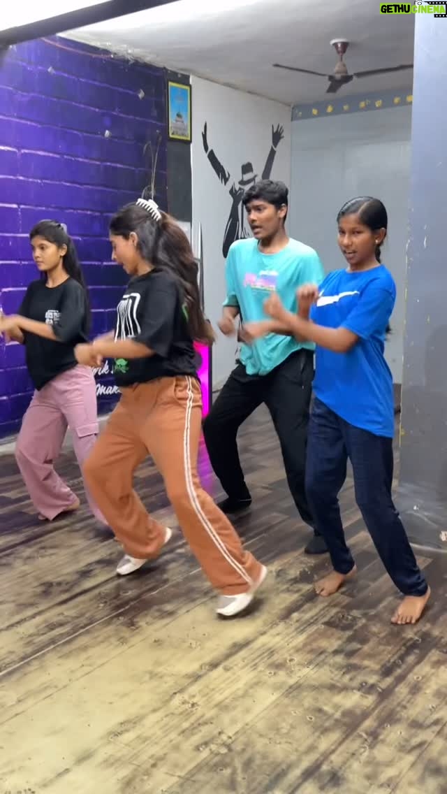Janhvi Dubey - 187.3K Likes - Bhojpuri trend 😁
