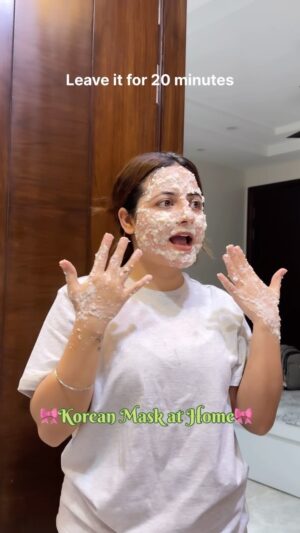 Jasleen Arora Instagram - *Korean Mask*🎀🫶🏻
.
Ingredients:
Rice 
Milk 
Honey

.
[ diy mask , korean mask , rice mask , diy korean mask , korean beauty, skin care , korean beauty, diy video , ]
.
.
.
#explorepage #explore #reels #reelsinstagram #skincare #koreanskincare #koreanmask #korean #koreanstyle #koreanfashion #reelitfeelit