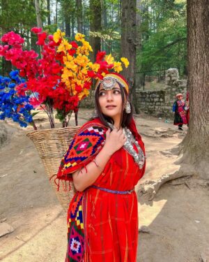 Jasleen Arora Instagram - Himachal wali <3 <3