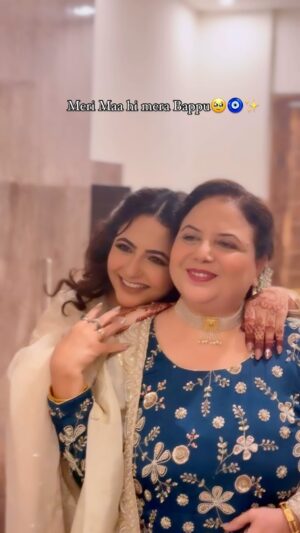 Jasleen Arora Instagram - Mera bappu meri meri😌✨
.
Social media team - @socialshadi
.
#maa #bappu #reels #reelitfeelit #reelinstagram #explore #explorepage #rokafied #love #motherhood