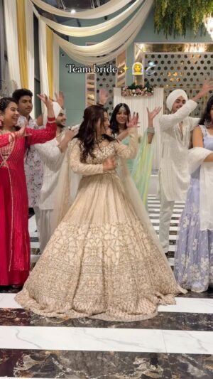 Jasleen Arora Instagram - Team bride✨
.
.
.
#reels #reelinstagram #explore #explorepage #couple #couplegoals #rokafied