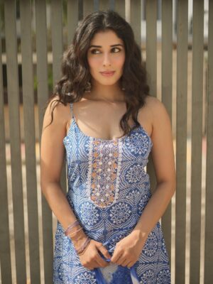 Jasmin Bajwa Instagram - In the geography of heartsš, I still find my way back to you. But will you find yours back to me??
ā¢
#pictures @infamousfilms00