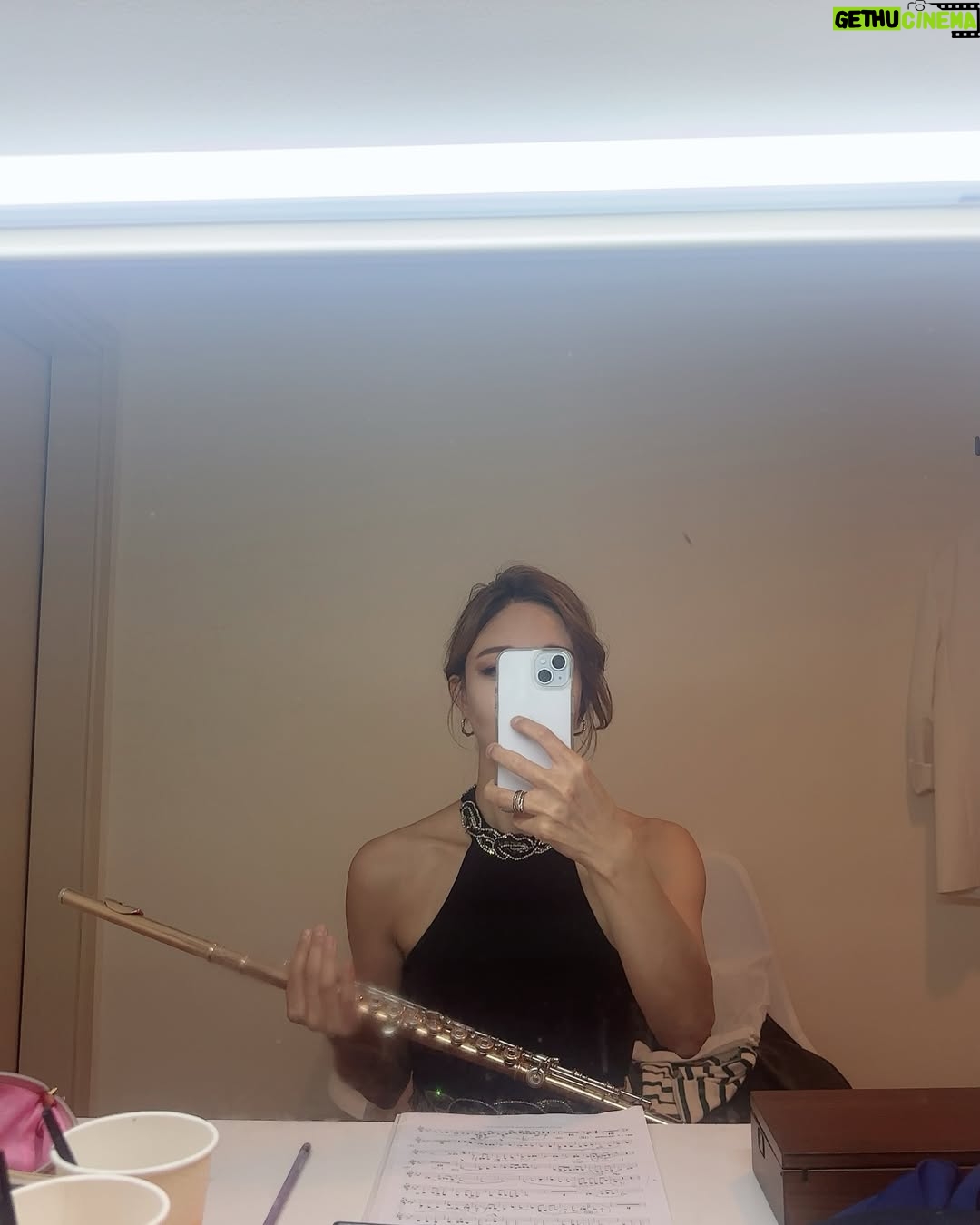 Jasmine Choi - 3.8K Likes - Ahhh such a dynamic and other-worldly place here😍!! Always a wonderful pleasure to come back in Dubai and make music with dear friends! This time we premiered the 2nd(!!) flute concerto by Alexey Shor! Stay tuned for the video too:)