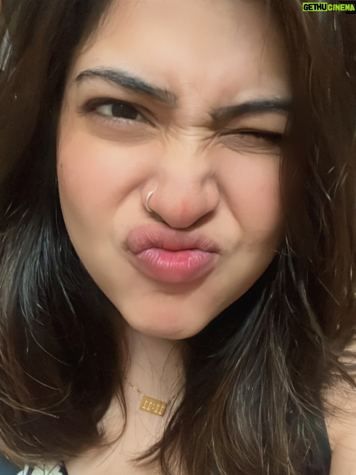 Jasmine Roy - 13K Likes - Life is short, be goofy and free 🤓