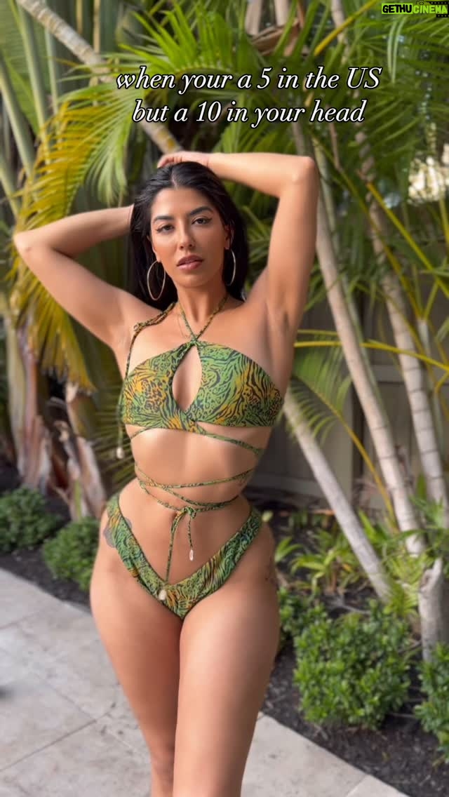 Jasmine Sherni - 9.3K Likes - what would you rate me?