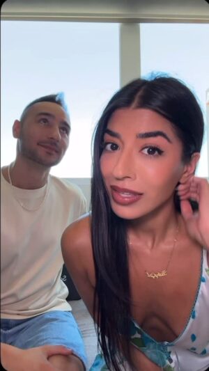 Jasmine Sherni Instagram - Yes, I love to eat! 🤤

@jasminesherni_ 
@jasminesherni2.0 
@milan_ponjevic 
@lanmi_miami_reels 

#JasmineSherni #MilanPonjevic
