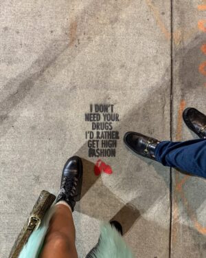 Jasmine Sherni Instagram - Swipe for feet.* & smol proofs of life.

*mostly covered, but fully out on the last bc I can’t lie to you like that 

1 📸 @lokiiproblematic 
2 📸 @shelbymarsh2012 
3 📍 @official_rkings 
4-16,20 📍 New Orleans, NYC, Vail, Miami, & various aircrafts
17 @foxyshazam 
18,19 @thenumber12lookslikeyou