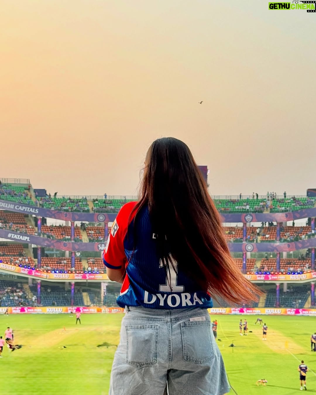 Jaspreet Dyora - 47.9K Likes - Lassi de nashe kite hoye c sari kudiya ne... Apologies🙏🏻

#ipl #delhi #delhicapitals #dyora #stadium