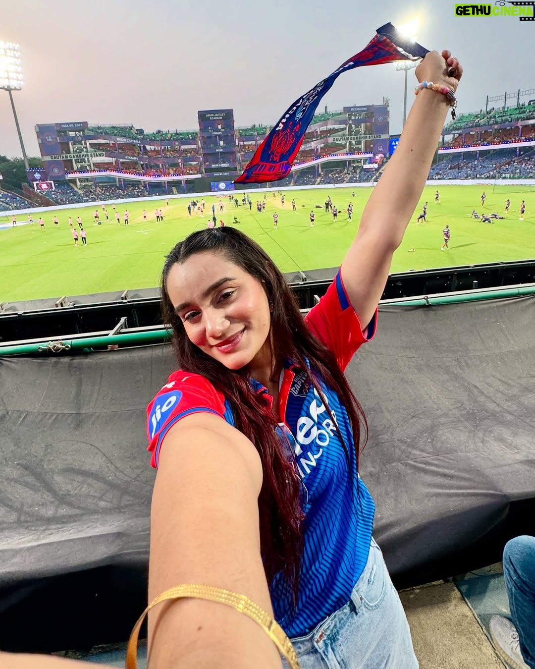 Jaspreet Dyora - 47.9K Likes - Lassi de nashe kite hoye c sari kudiya ne... Apologies🙏🏻

#ipl #delhi #delhicapitals #dyora #stadium