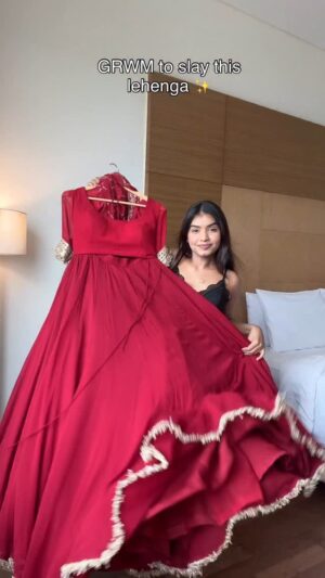Jeetu Sri Instagram - Would u believe if I say this was the lehenga I initially wanted to wear at my sister’s wedding?
Lehenga from @sonalibansalofficial
#lehenga #lehengalove #grwm #red