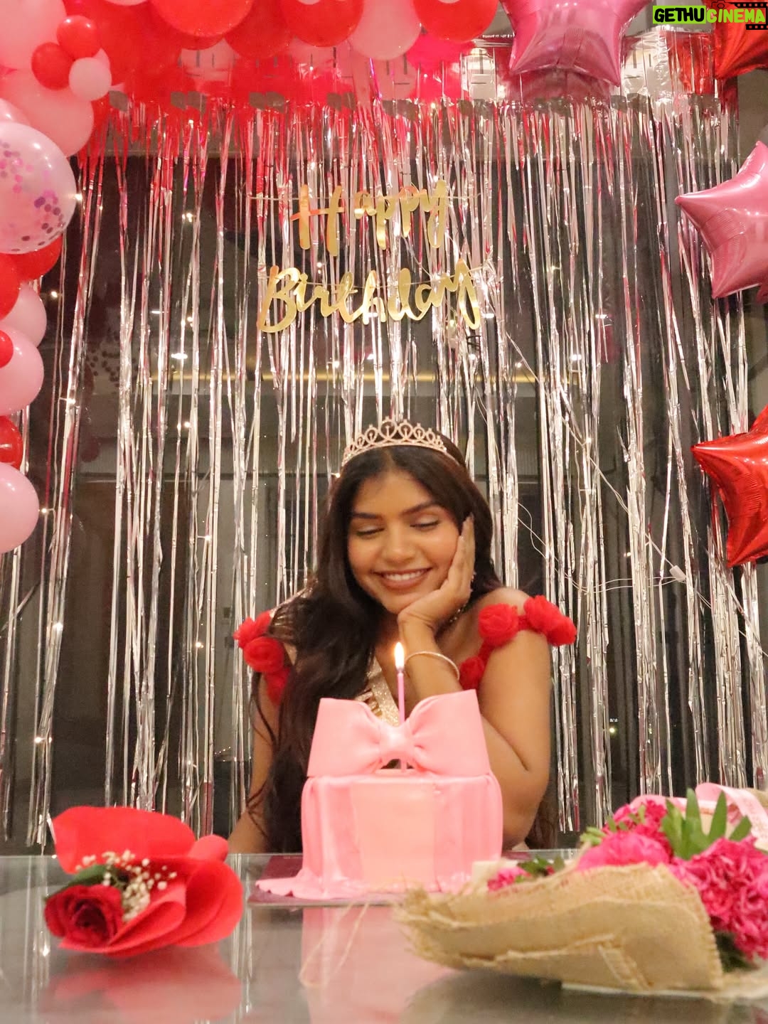 Jeetu Sri - 26.3K Likes - Feeling so loved and grateful! 💖 Thank you all for the beautiful birthday wishes, each message made my day extra special 🥹🎂💫 Sending you all a big virtual hug 🤗 

#birthdaygirl #birthdaycake #happybirthday