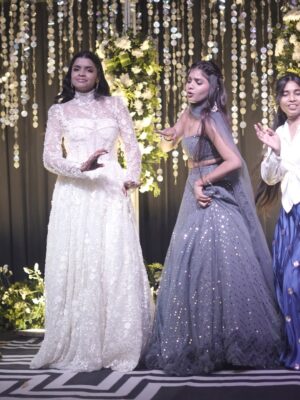 Jeetu Sri Instagram - This one’s super close to my heart full fam together, love in the air, and a solo performance that still gives me butterflies 🥹✨
Can’t believe it took me this long to post these but here we are 🫶🏻
The track I performed on is hidden somewhere in these pictures… Do u want to see the full dance? 🙊🙈❤️
#FamilyWaliShaadi #SangeetNights #SisterKiShaadi #ShaadiVibes #DesiGirlMoments