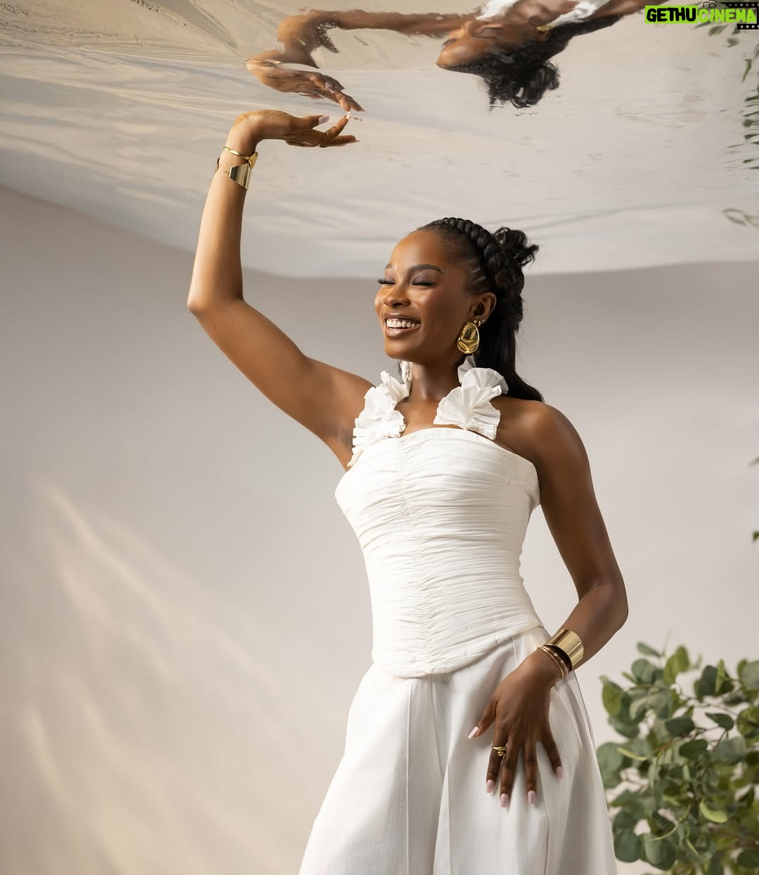 Jemima Osunde - 49.4K Likes - I haven’t had a birthday party since I was 10. I struggle with being the ‘celebrant’ or center of attention. I end up spending the whole day catering to everyone else making sure they’ve eaten and are having a good time 🫠😂😂. 

One thing I’ll do for sure is have a maddddd shoot cause I want to look back and see what I looked like at different points in my life. It’s for me but I’m happy to share with you😆
@emmanueloyeleke and @knanfe ate this one up! 

My trainer will@be proud of my back 💪🏾💪🏾😂😂
Camera 📸 @emmanueloyeleke 
Wearing @knanfe 
Styled by @mimzbee 

🤍🤍🤍🥰