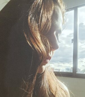 Jennifer Arenas Instagram - Se siente intenso estar vivo ❤️🔥💫🦋👁
Being alive feels intense.”
#jenniferarenas #miercoles