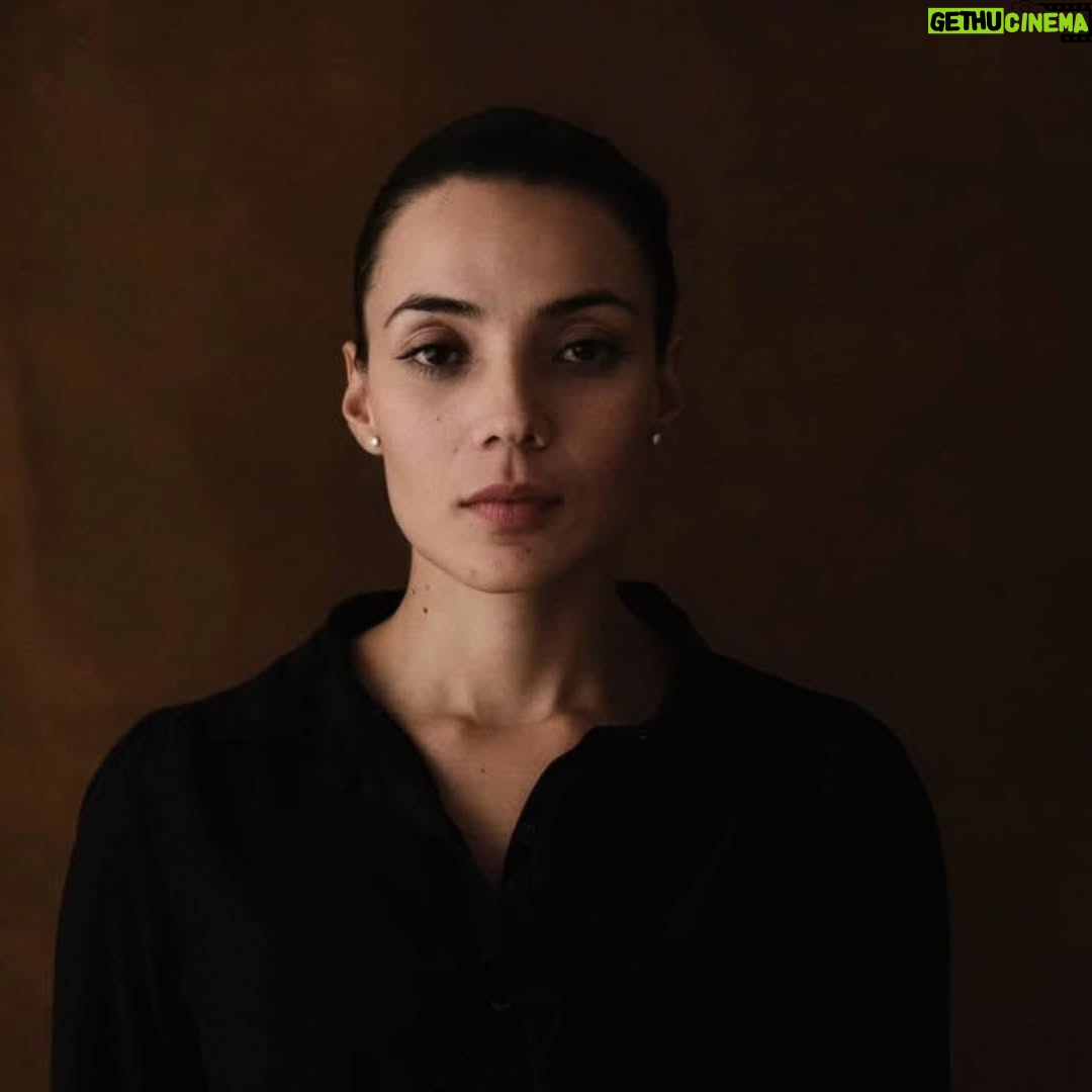 Jennifer Arenas - 3 Likes - Hace un par de meses creando otra piel 🎬🎭
🇺🇸 A couple of months ago creating another skin.

Momento capturado por @john.bedoyac 

#actresslife #actores #actorsheadshots #cinema #Film #colombia #usa #mexico